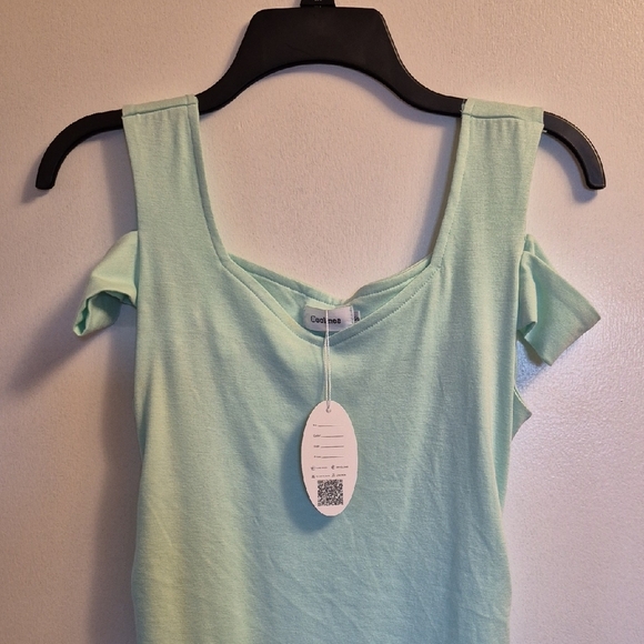 Green Ruched Sweetheart Neckline Bodycon Midi Dress - Picture 3 of 9